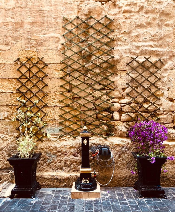 10 La Ruelle Leilighet Valletta Eksteriør bilde