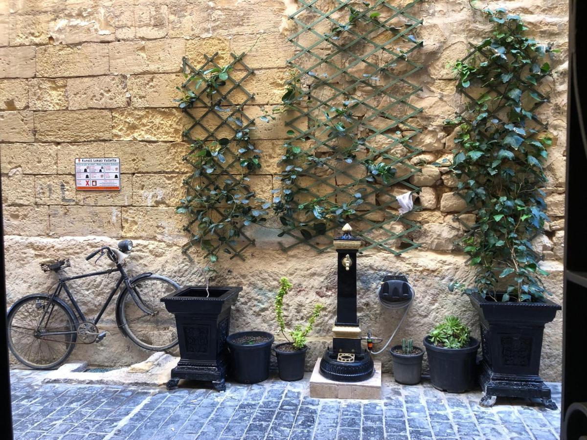 10 La Ruelle Leilighet Valletta Eksteriør bilde